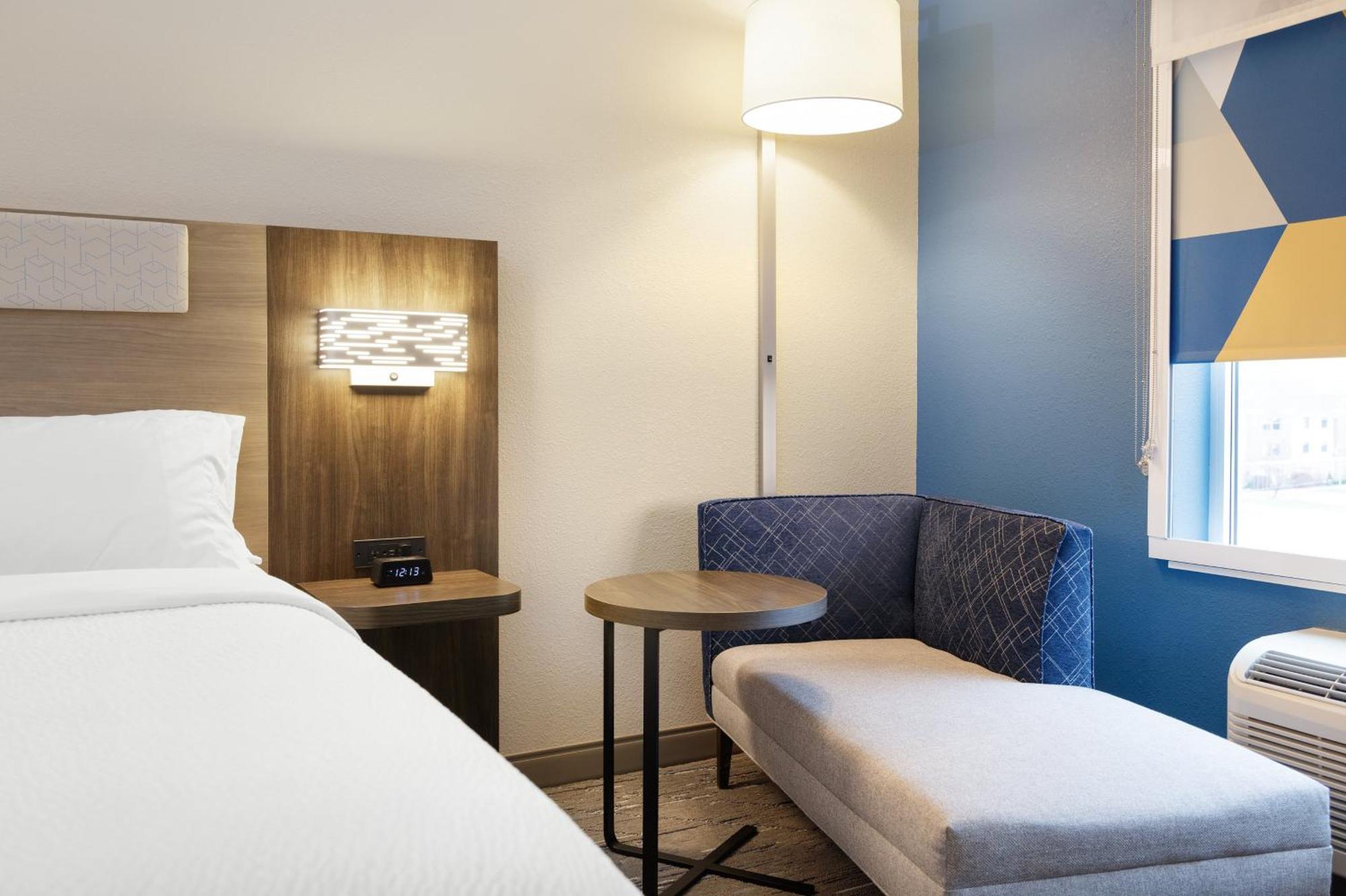 Hotel Express And Worth/i-20 3*