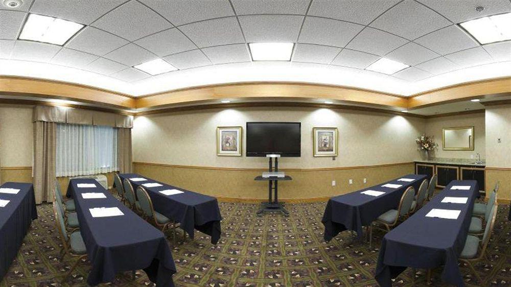 Express And Worth/i-20 Hotel 3*