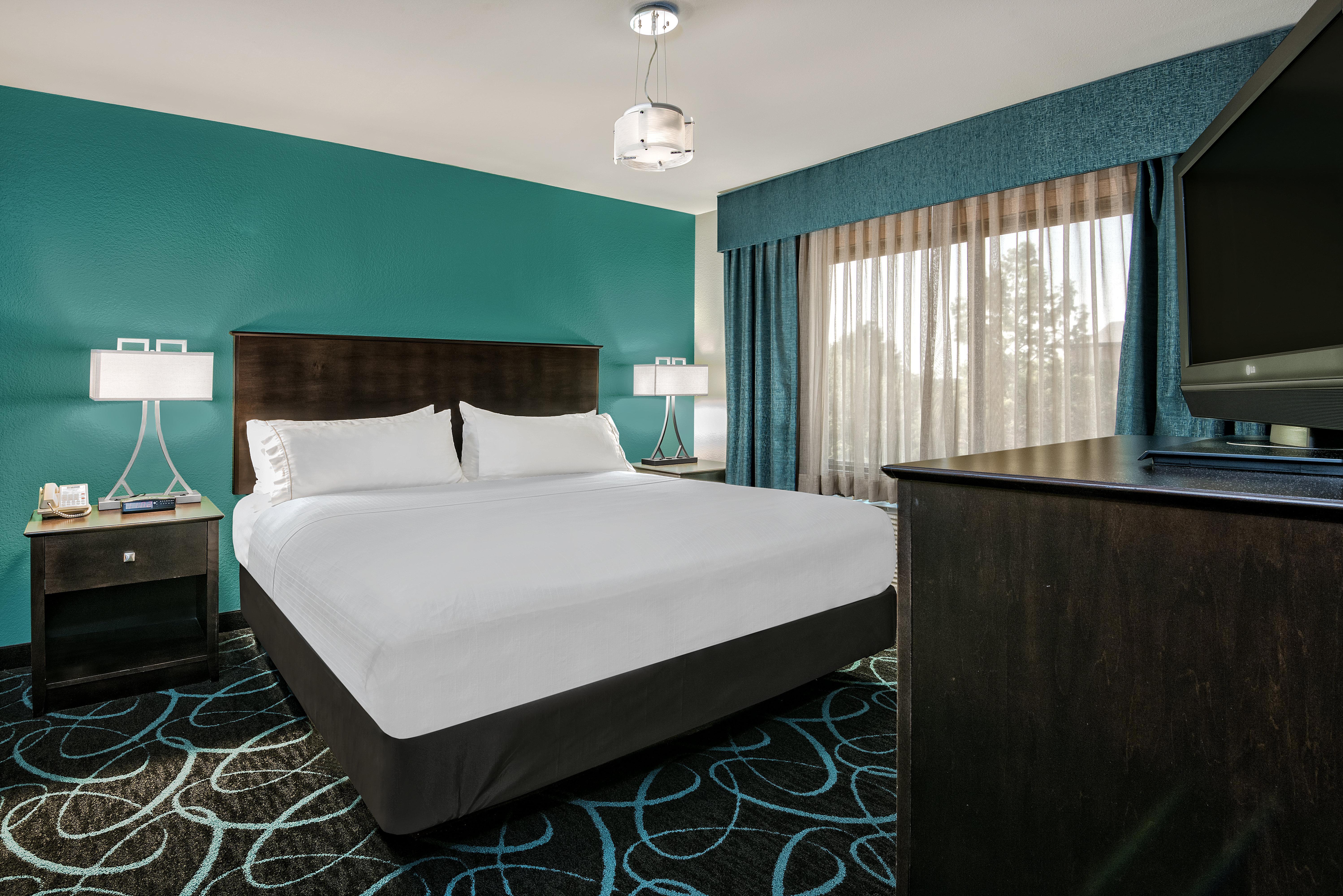 Express And Worth/i-20 Hotel 3*