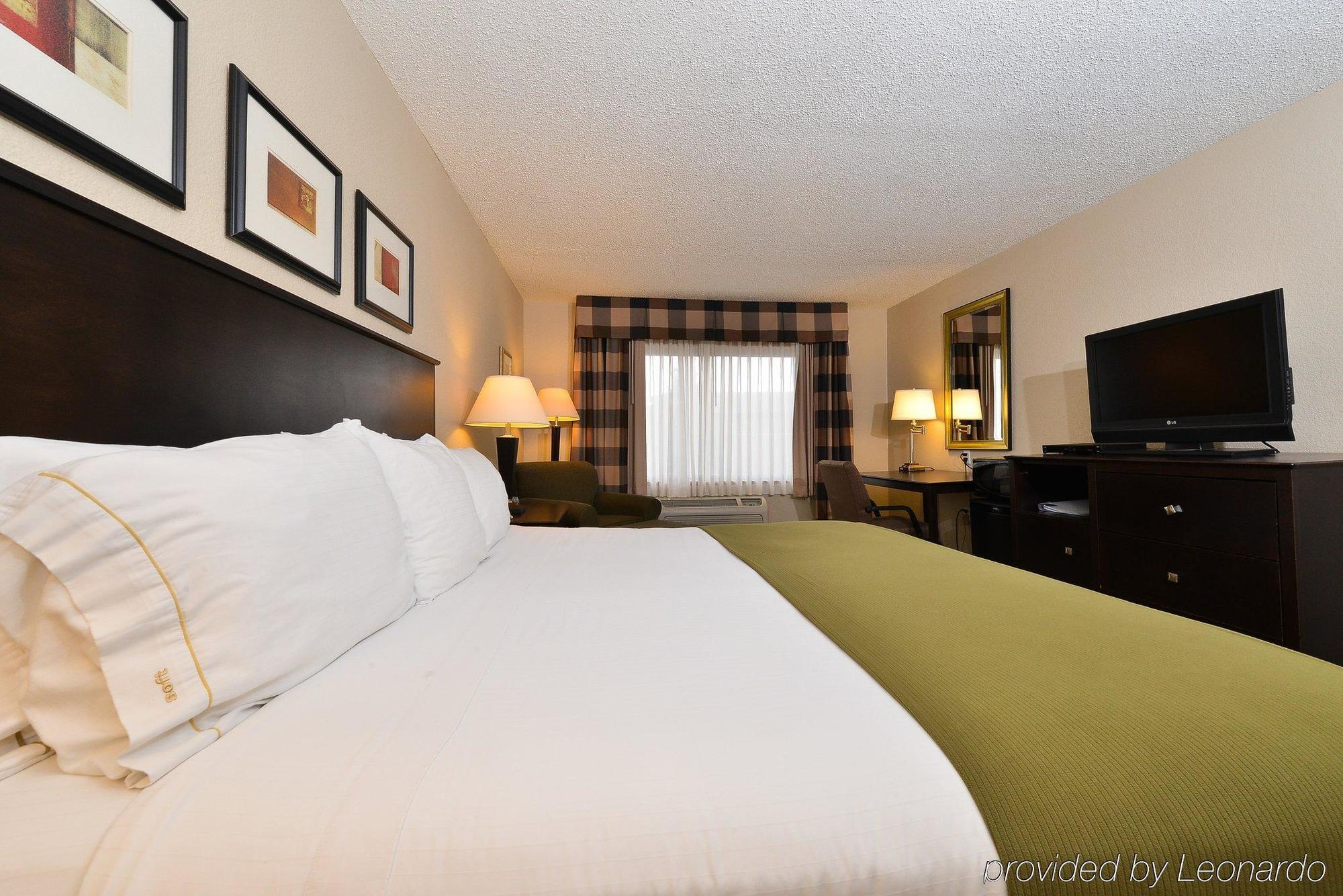 Hotel Express And Worth/i-20 3*